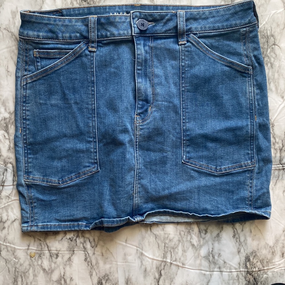 American Eagle Denim Skirt Patch Pockets-2 NWOT